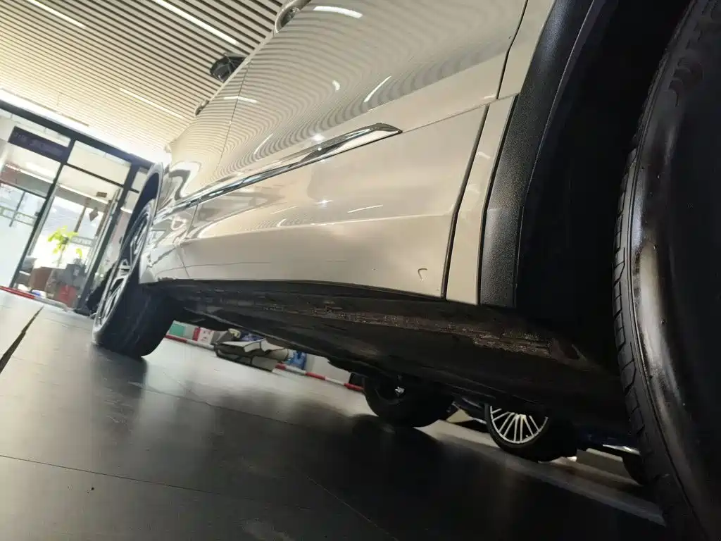 Volkswagen Tiguan L — миниатюра 19