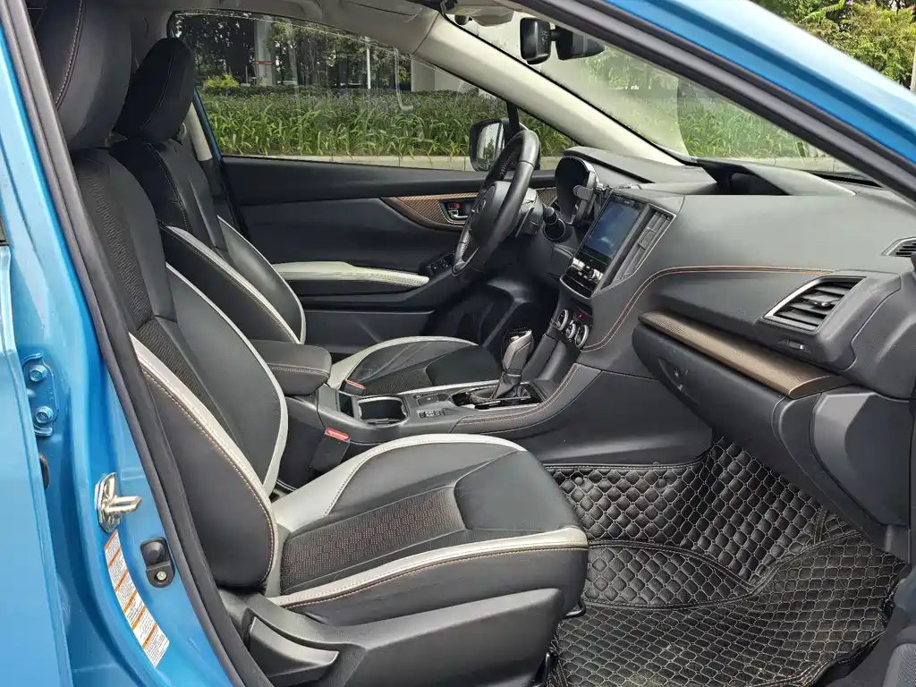 Subaru XV — миниатюра 4