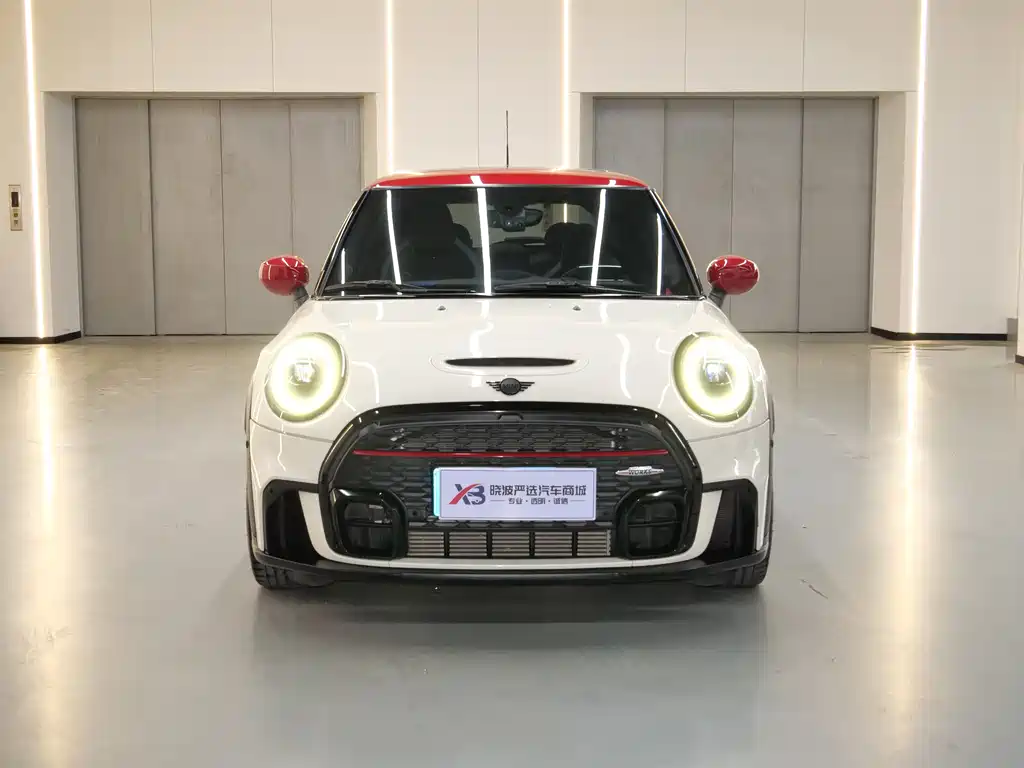 MINI JCW