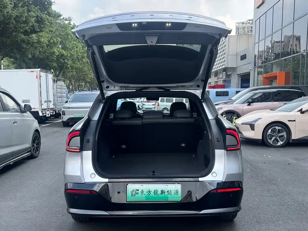 XPeng G7 — миниатюра 10