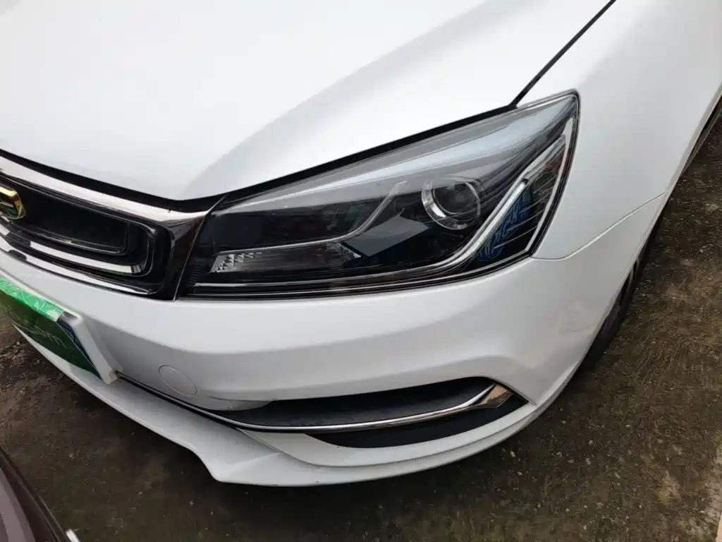 Geely Emgrand — миниатюра 24