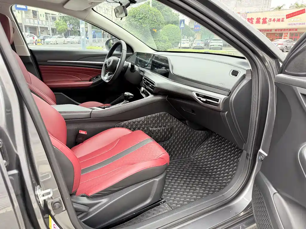 Changan Eado — миниатюра 7