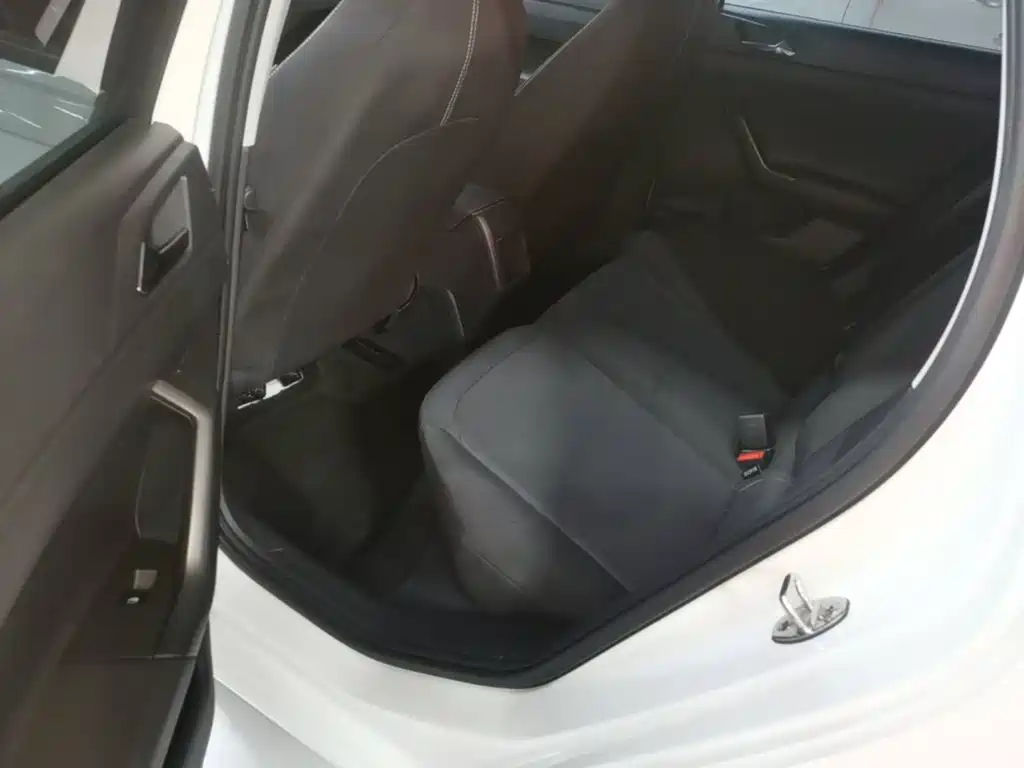 Volkswagen Polo — миниатюра 17