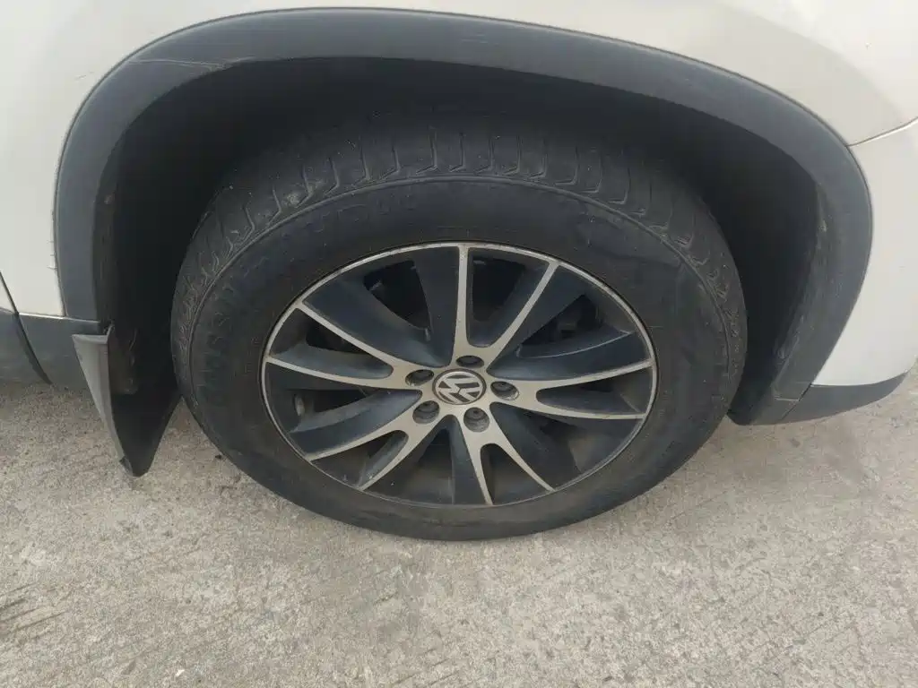 Volkswagen Tiguan — миниатюра 24