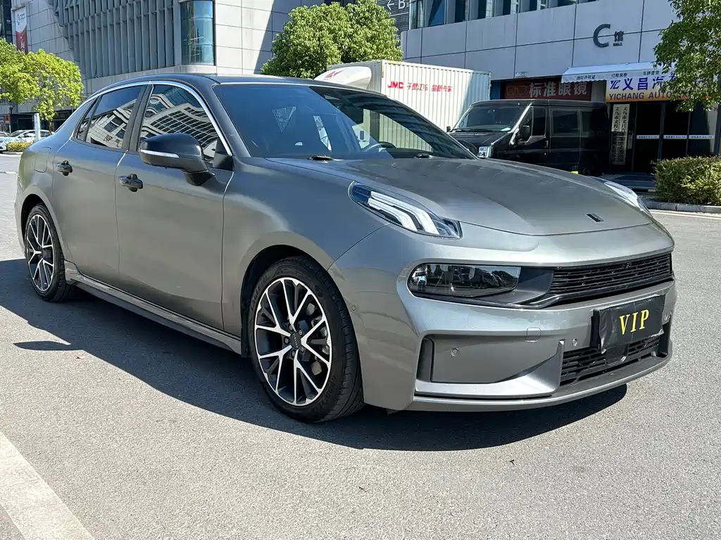 Lynk & Co 03 — миниатюра 3
