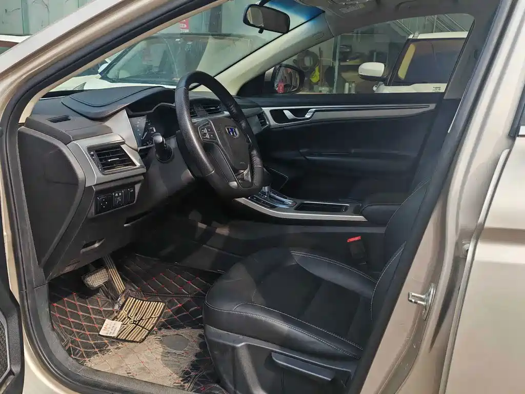 Geely Emgrand GL — миниатюра 5