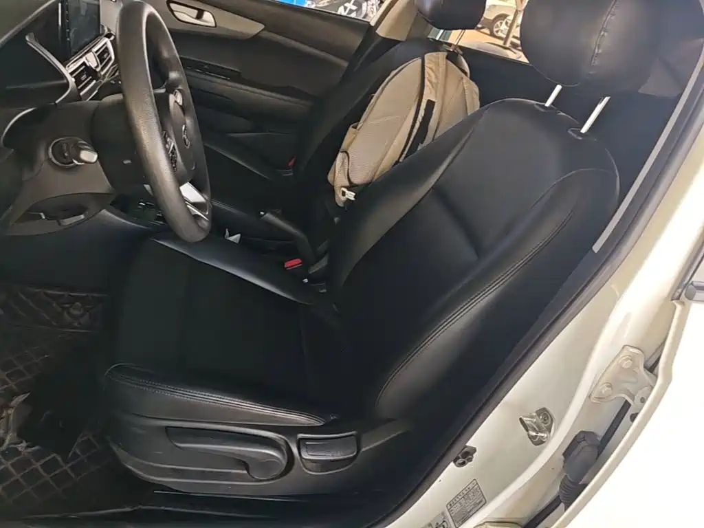 Kia Forte — миниатюра 15