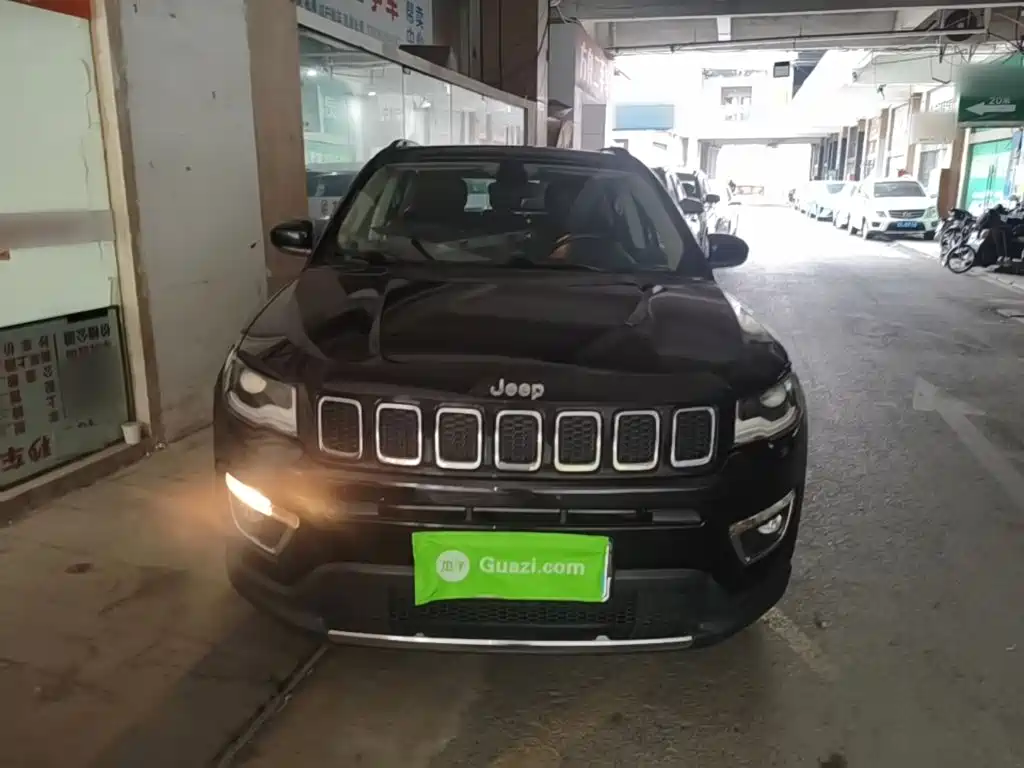 Jeep Compass — миниатюра 3