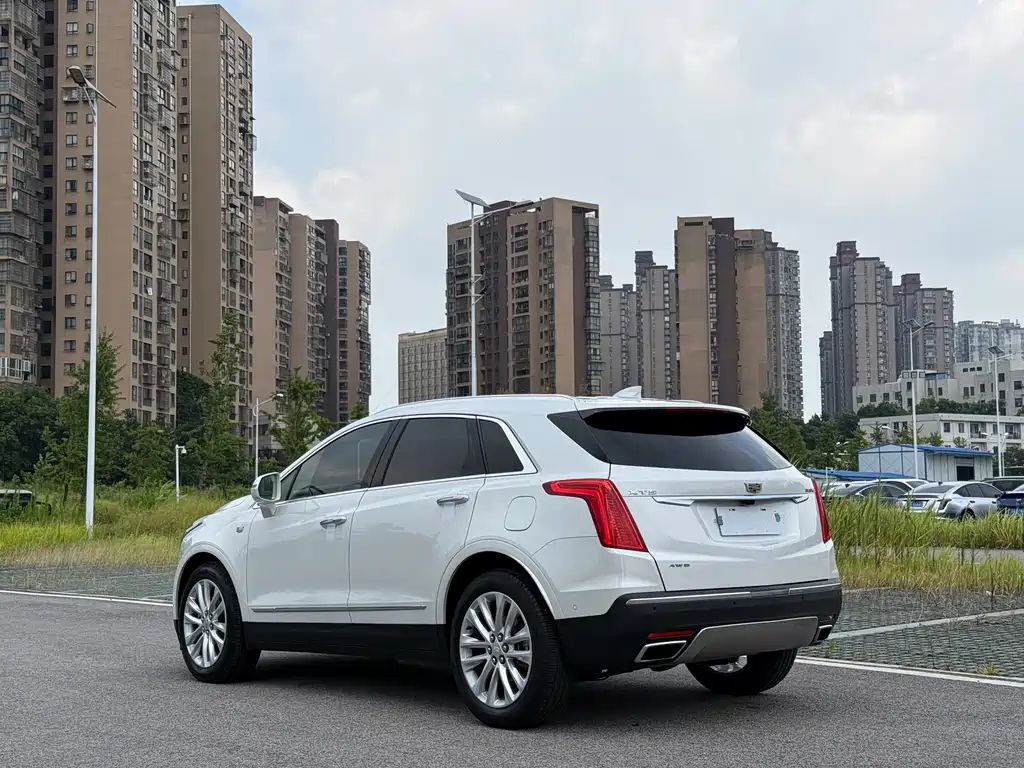 Cadillac XT5 — миниатюра 11