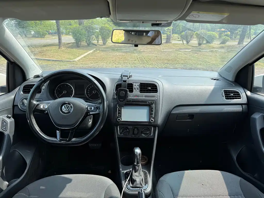 Volkswagen Polo — миниатюра 9