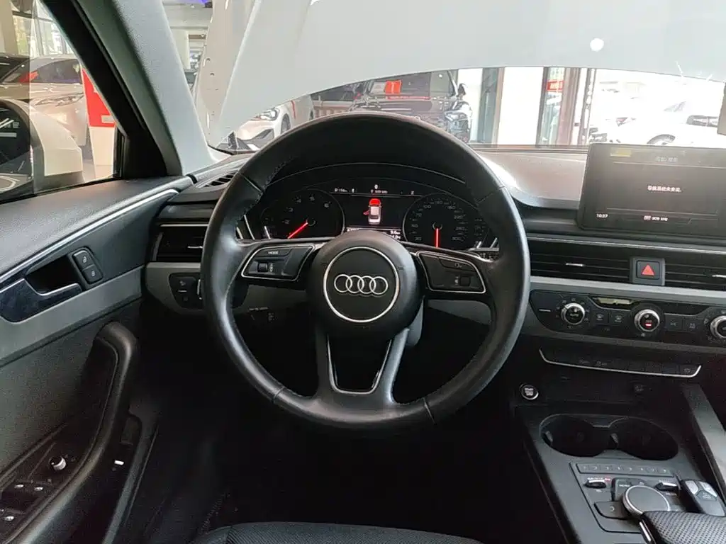 Audi A4L — миниатюра 7