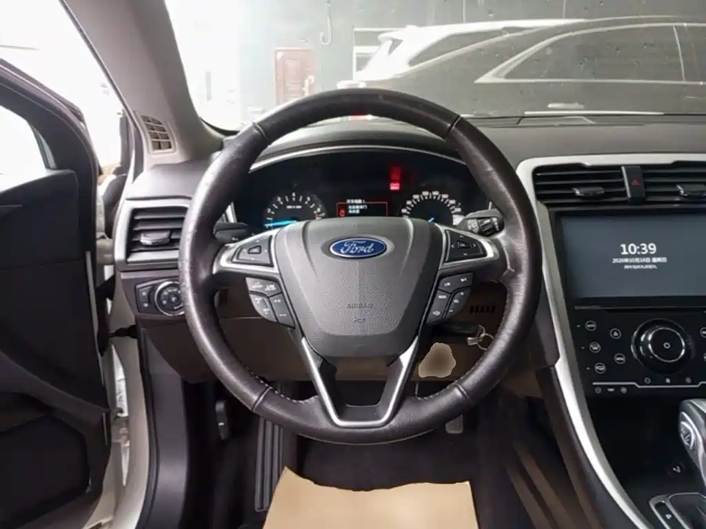Ford Mondeo — миниатюра 11