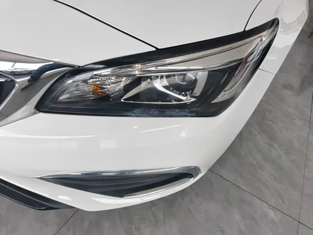 Buick Verano — миниатюра 24
