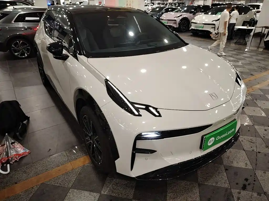 Zeekr X — миниатюра 4