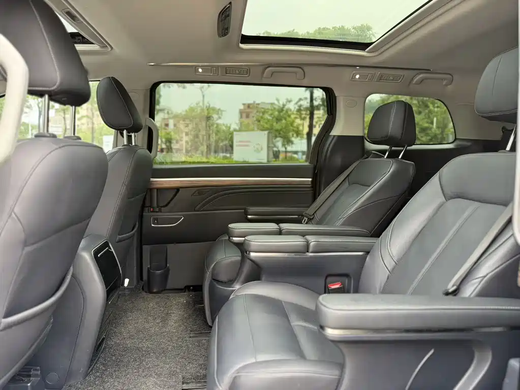 GAC Motor Trumpchi M8 — миниатюра 6