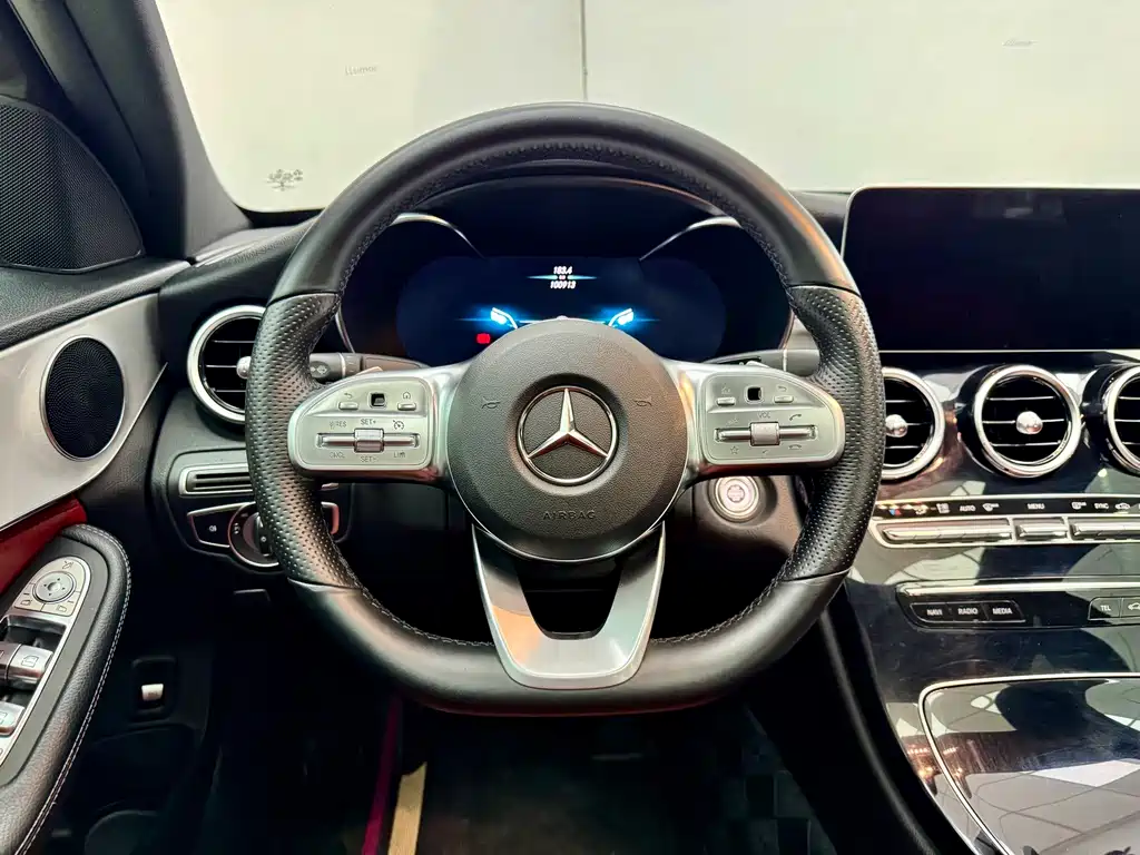 Mercedes-Benz C-Class — миниатюра 16