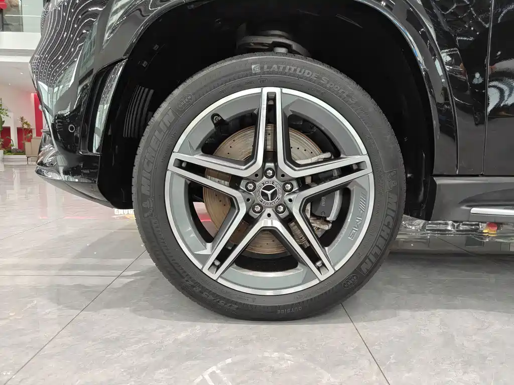 Mercedes-Benz GLE (Import) — миниатюра 4