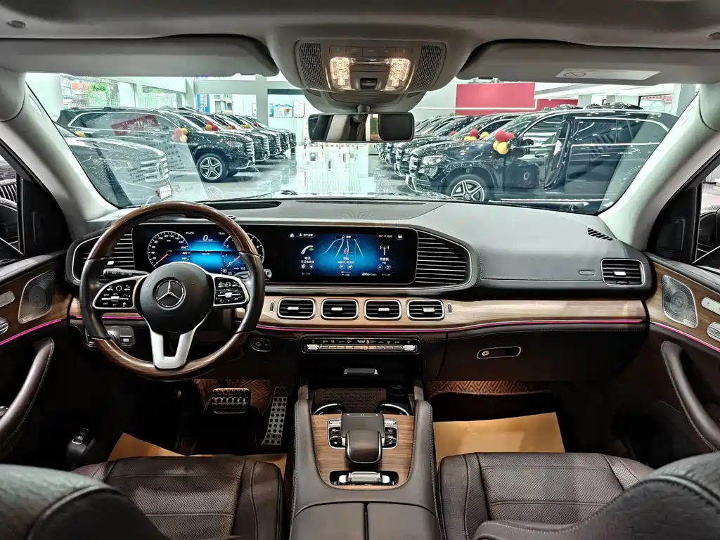 Mercedes-Benz GLE (Import) — миниатюра 10