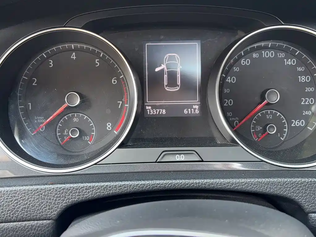 Volkswagen Golf — миниатюра 11