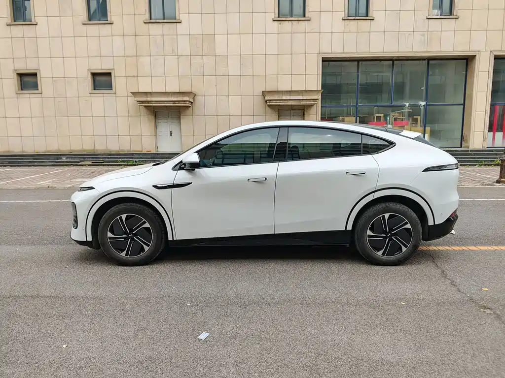 XPeng G6 — миниатюра 6