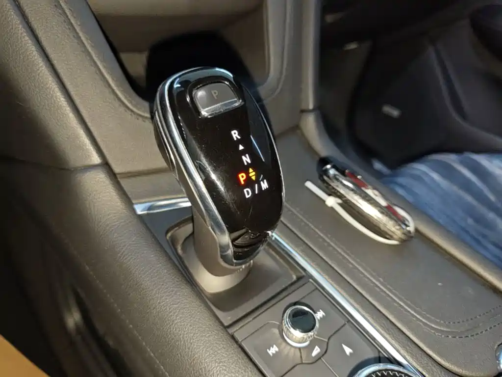 Cadillac XT5 — миниатюра 14