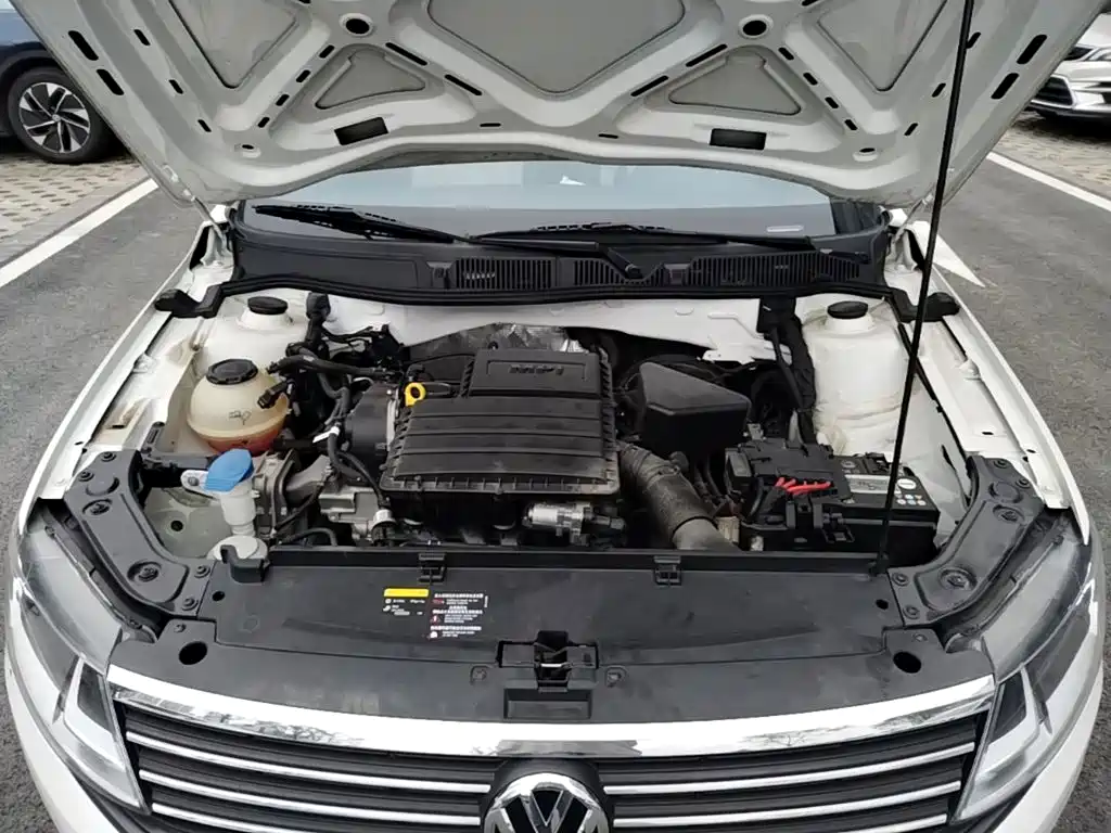 Volkswagen Lavida — миниатюра 23