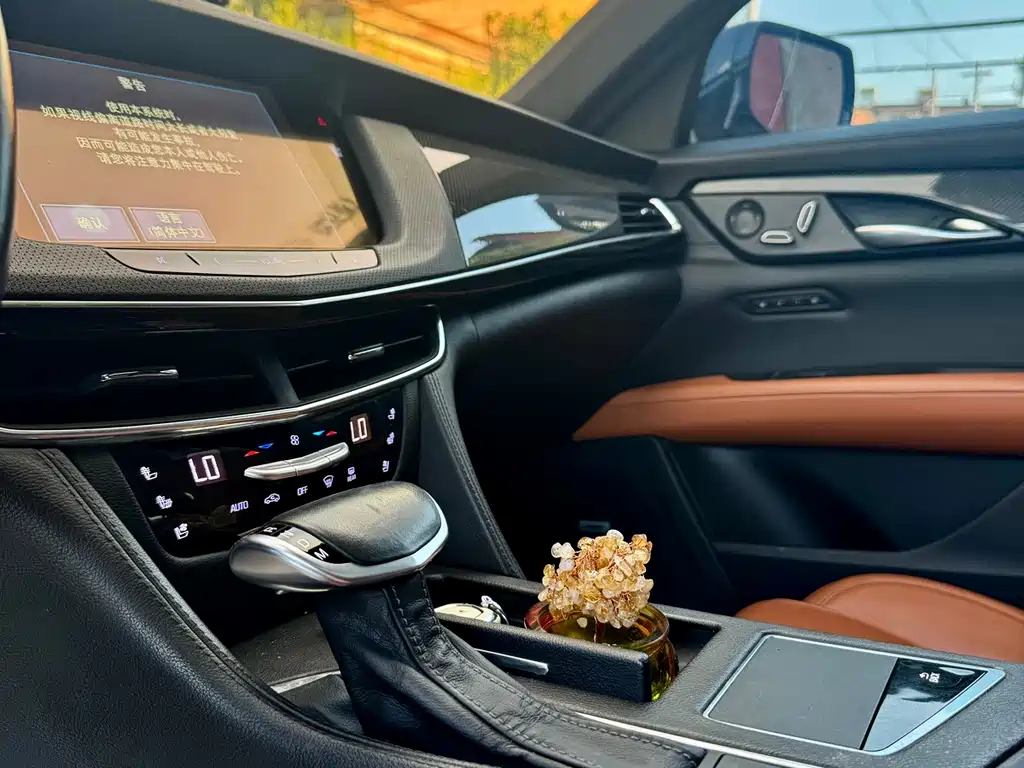 Cadillac CT6 — миниатюра 9