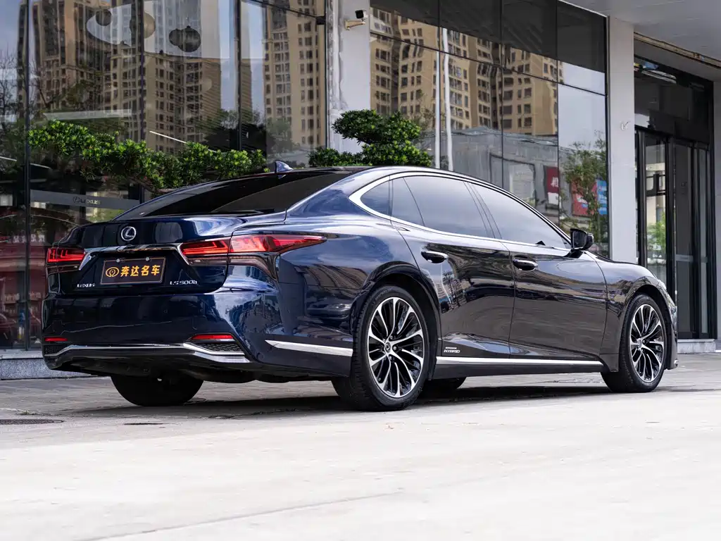 Lexus LS 2021 500h Executive