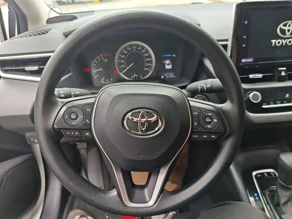 Toyota Corolla — миниатюра 11
