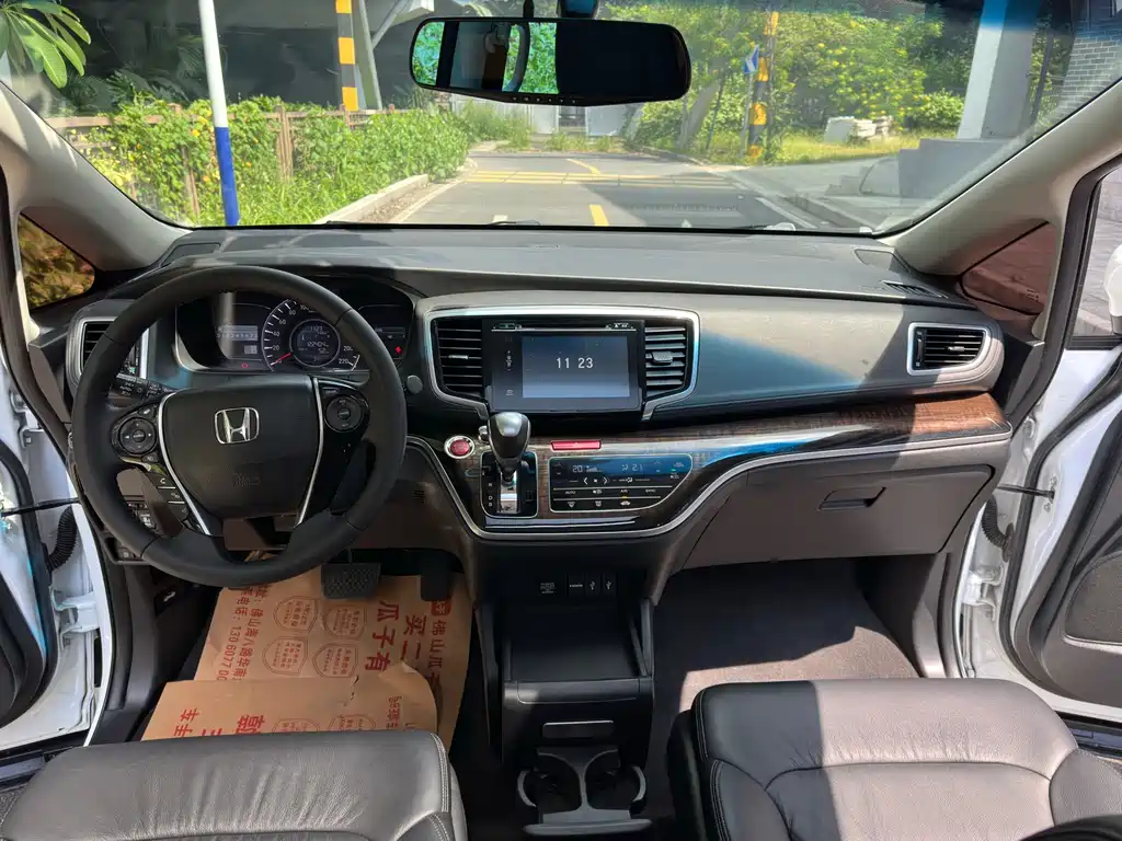 Honda Odyssey — миниатюра 18