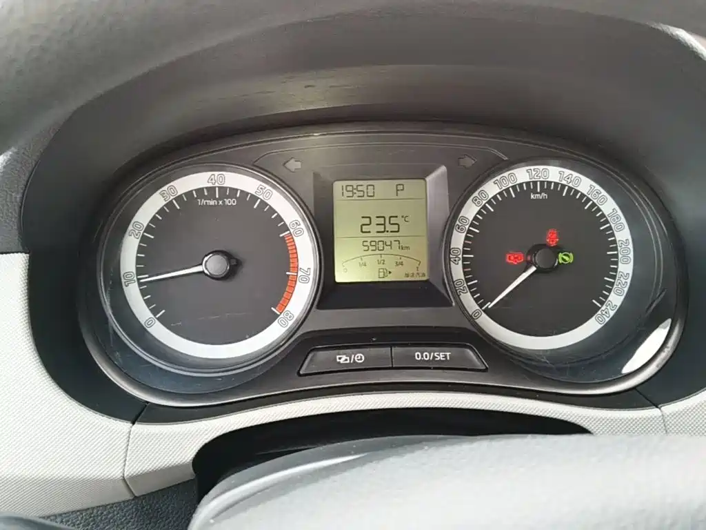 Skoda Fabia — миниатюра 12