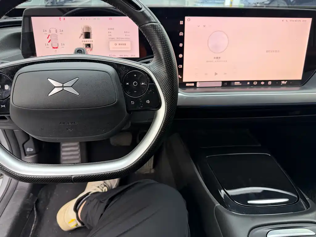 XPeng P7 — миниатюра 7