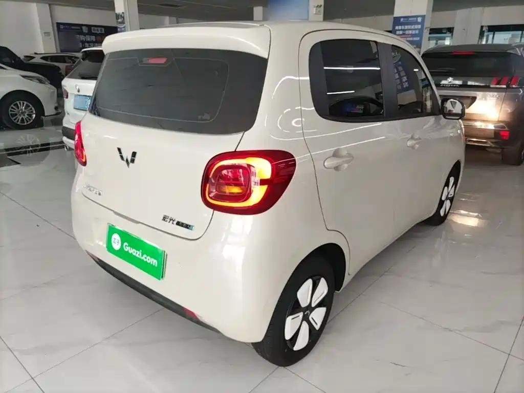 Wuling MINIEV — миниатюра 7