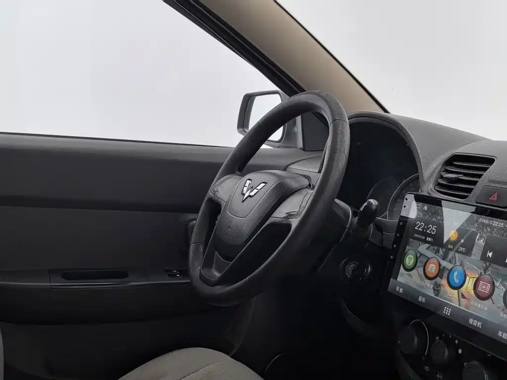 Wuling Hongguang — миниатюра 22
