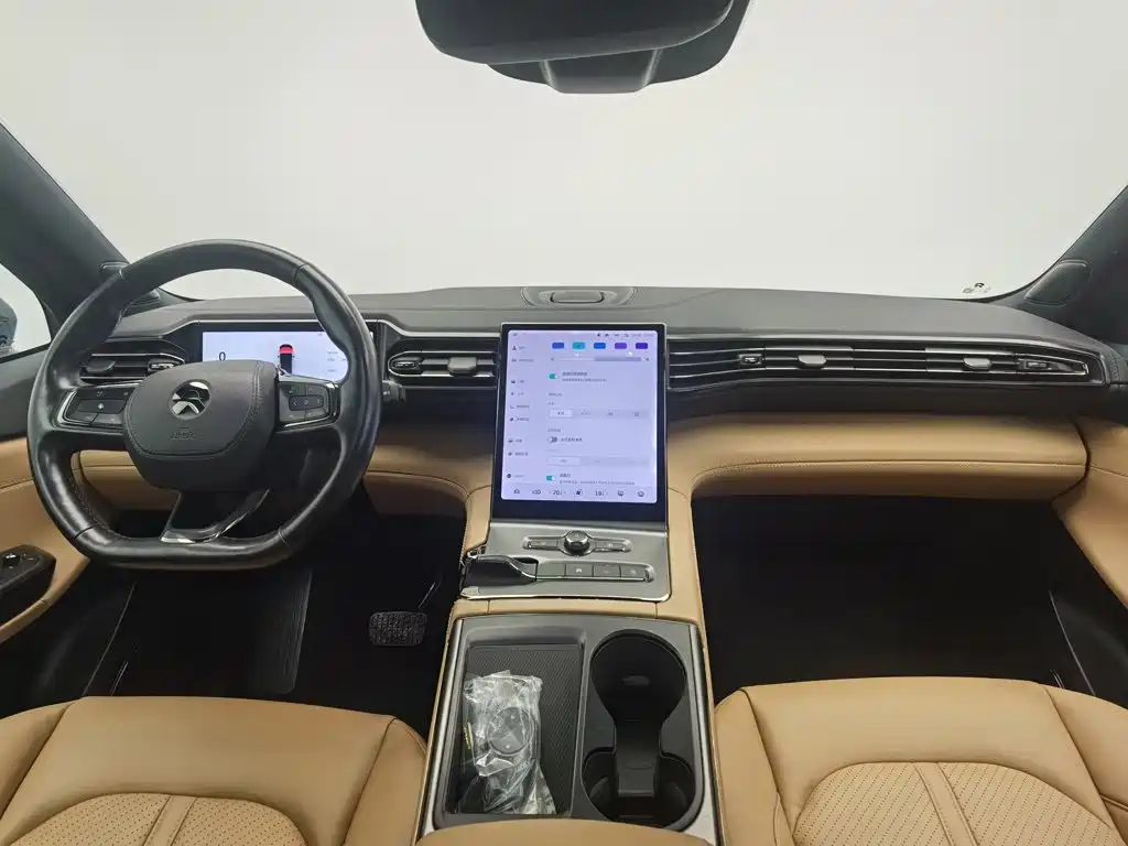NIO ES6 — миниатюра 5