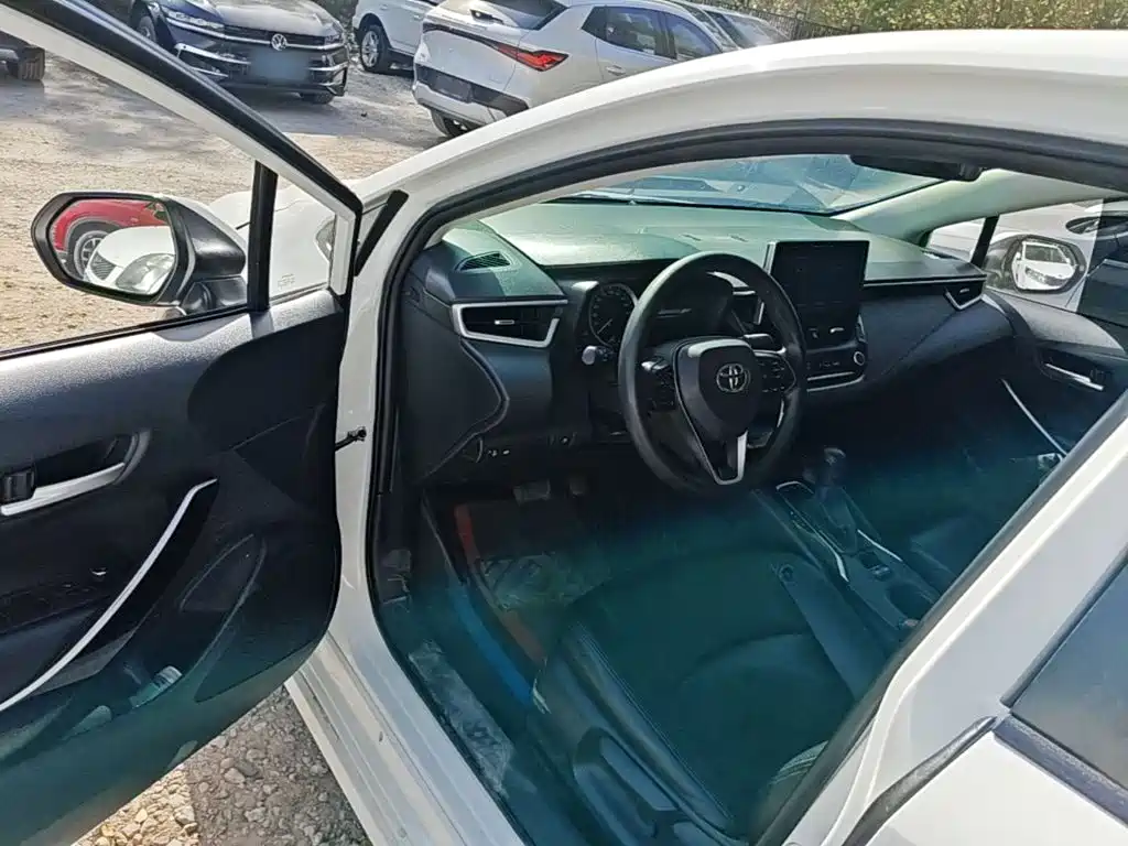Toyota Corolla — миниатюра 14