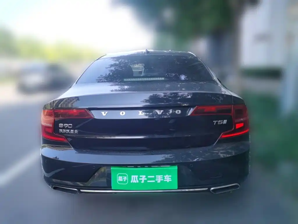 Volvo S90 — миниатюра 3