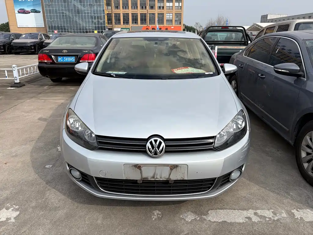 Volkswagen Golf — миниатюра 2