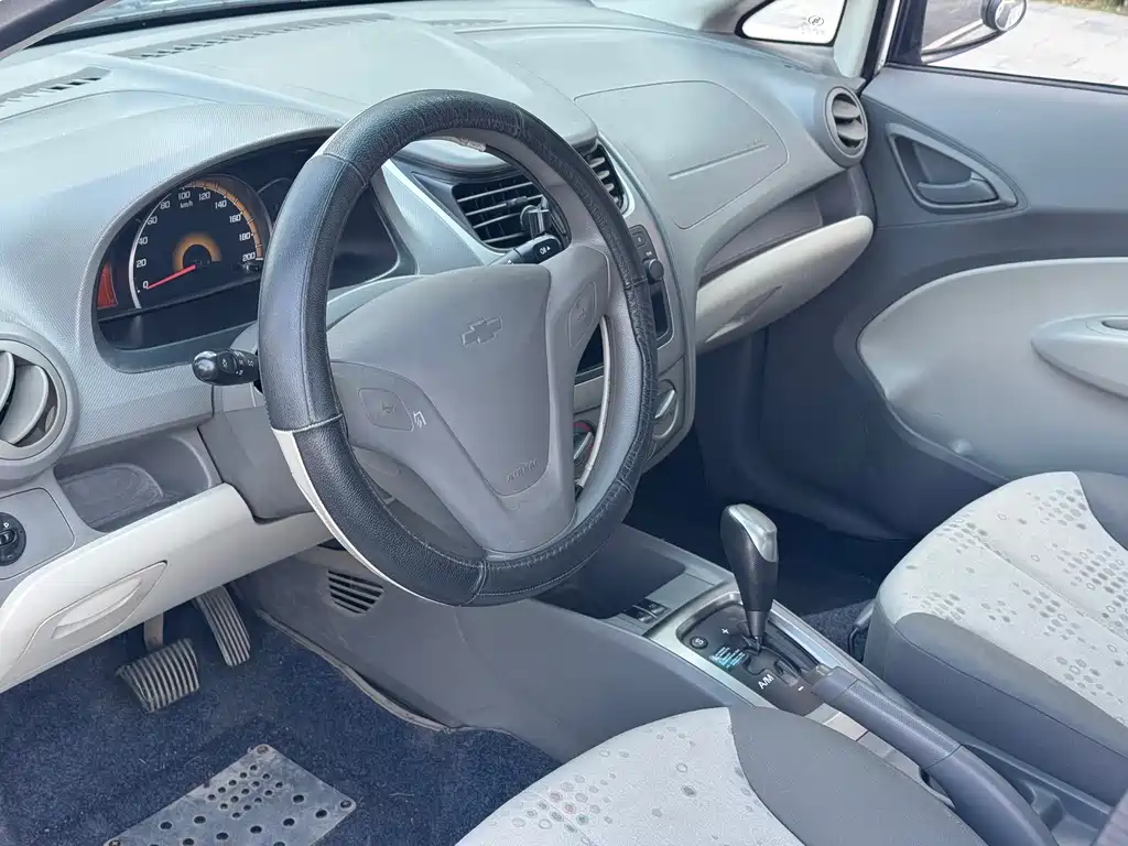 Chevrolet Sail — миниатюра 6
