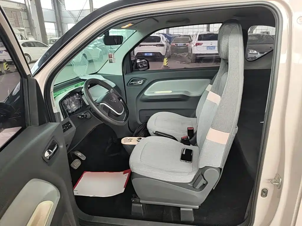 Wuling MINIEV — миниатюра 15