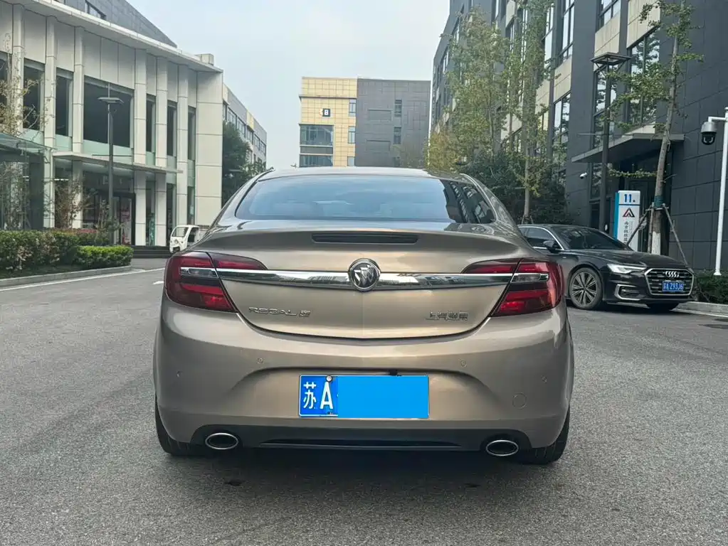 Buick Regal — миниатюра 5