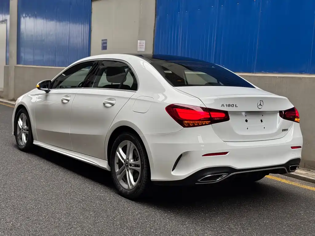 Mercedes-Benz A-Class — миниатюра 4