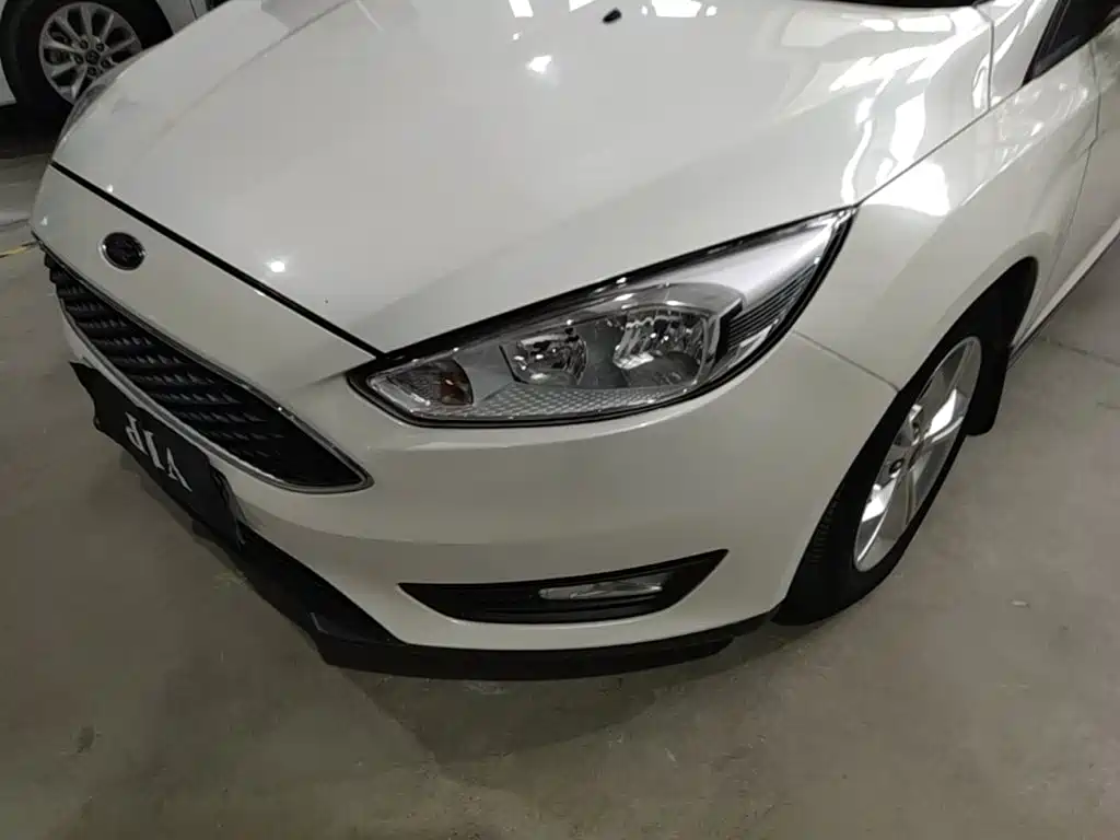 Ford Focus — миниатюра 24