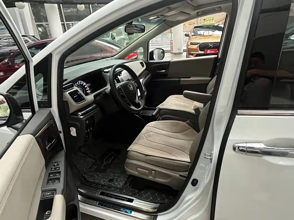 Honda Odyssey — миниатюра 7