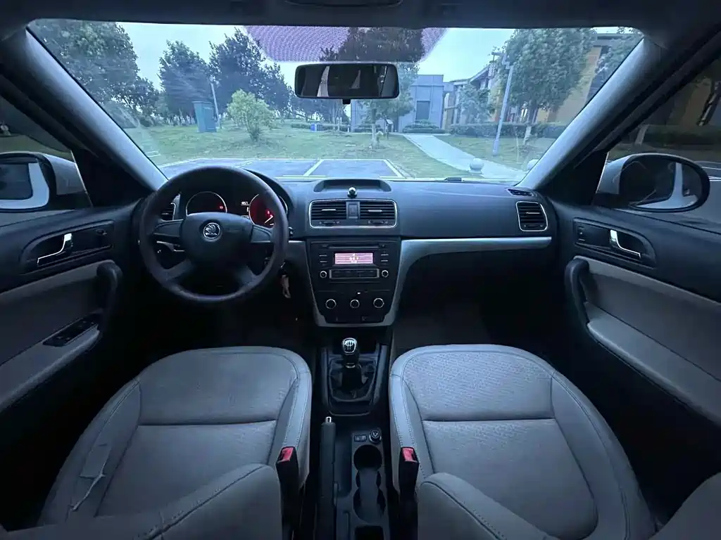 Skoda Yeti — миниатюра 3