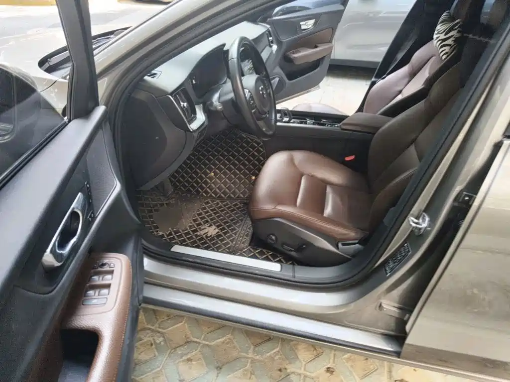 Volvo S60 — миниатюра 12