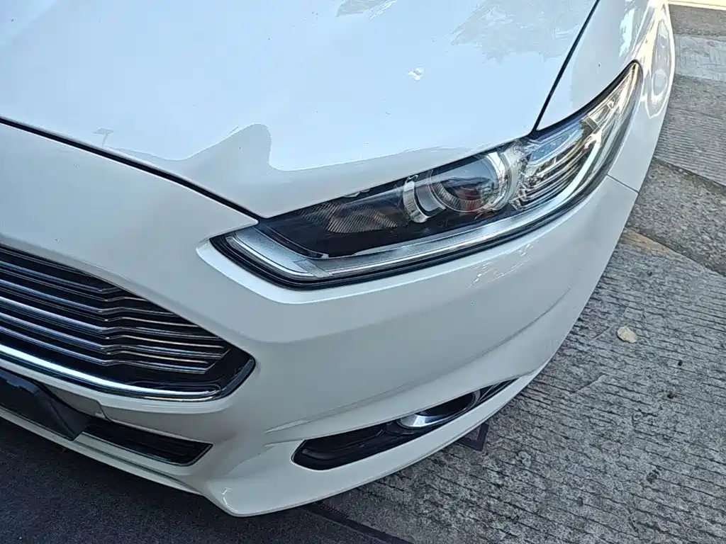 Ford Mondeo — миниатюра 24