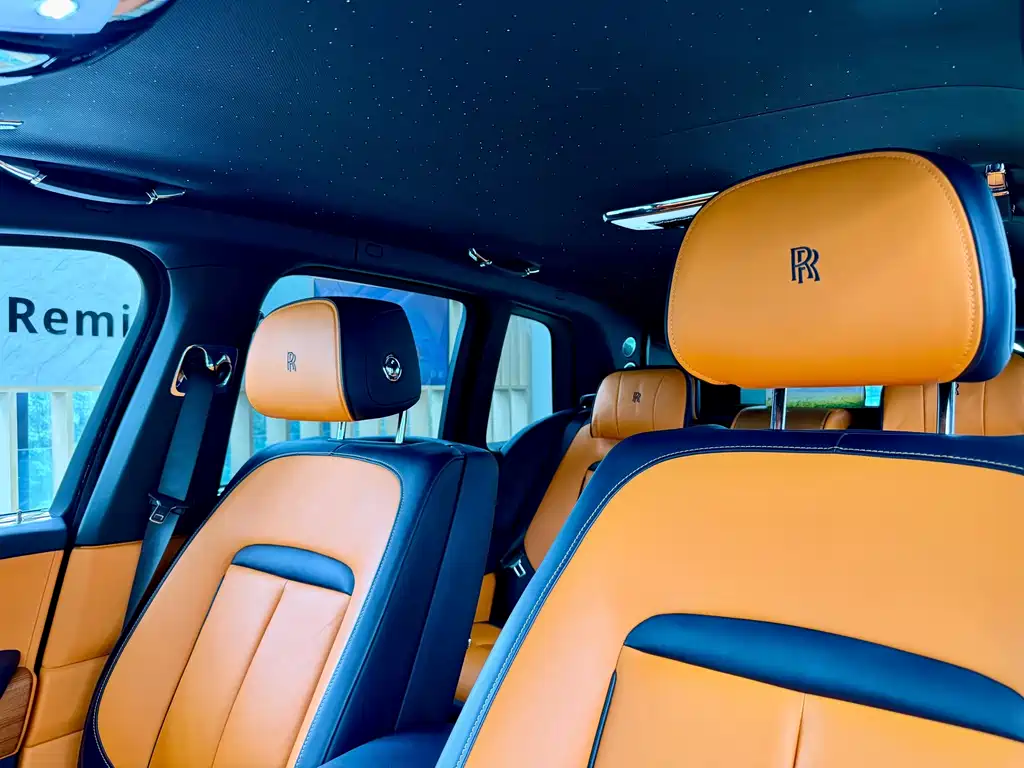 Rolls-Royce Cullinan — миниатюра 7