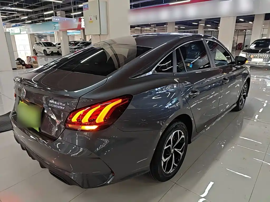 MG MG5 — миниатюра 7