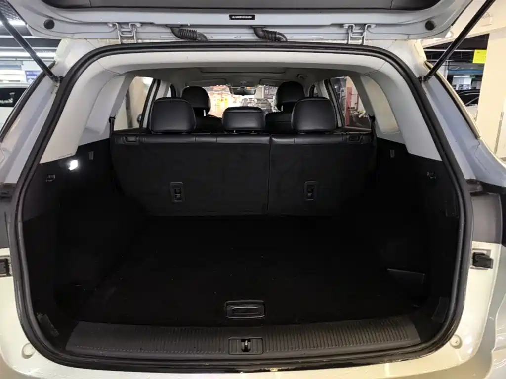 Roewe RX5 MAX — миниатюра 19